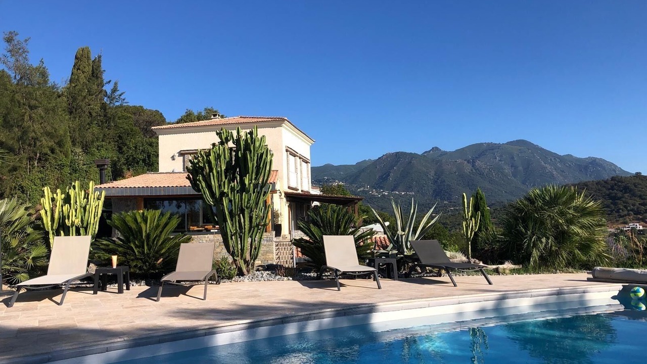 Photo of Outdoor in Chiatra