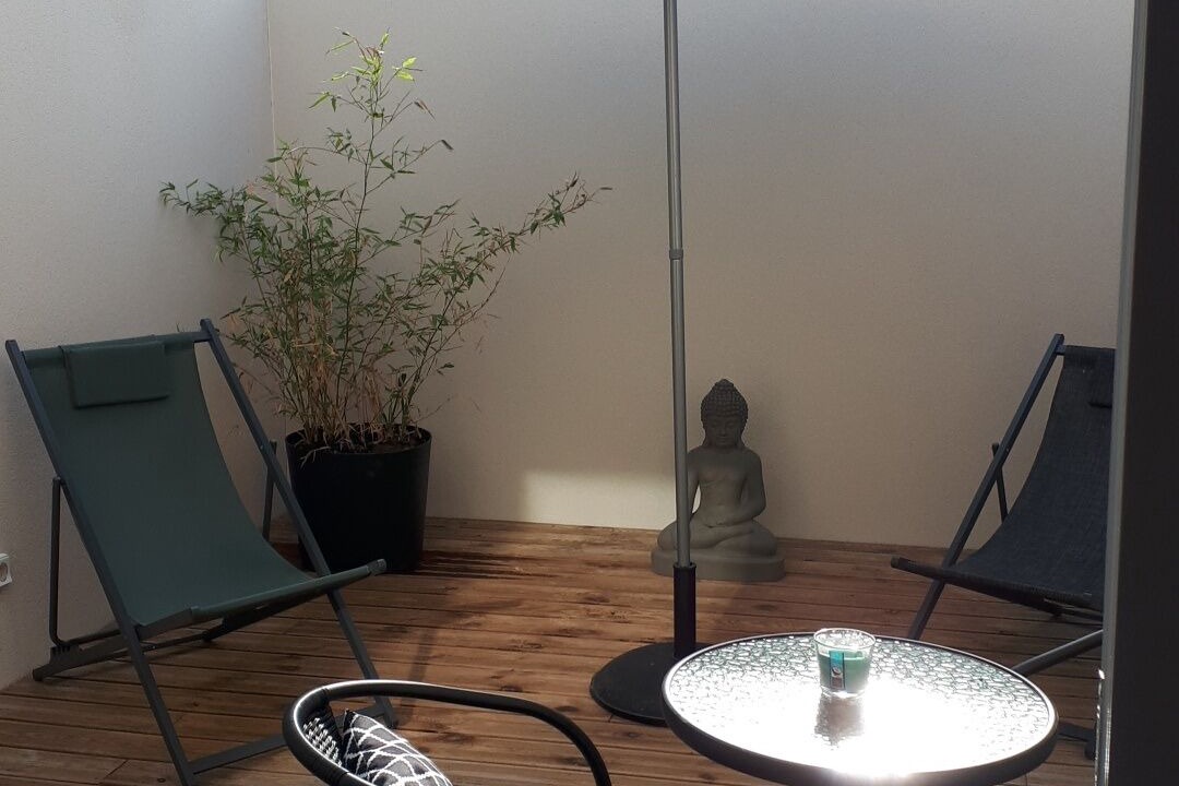Photo of Patio Balcony in Saint-Vincent-sur-Jard