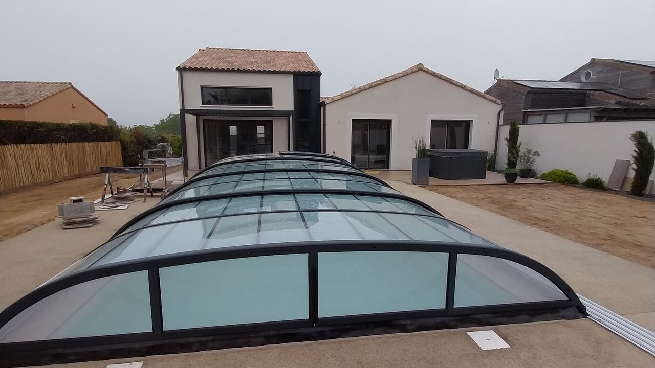 Photo of Patio Balcony in Saint-Vincent-sur-Jard