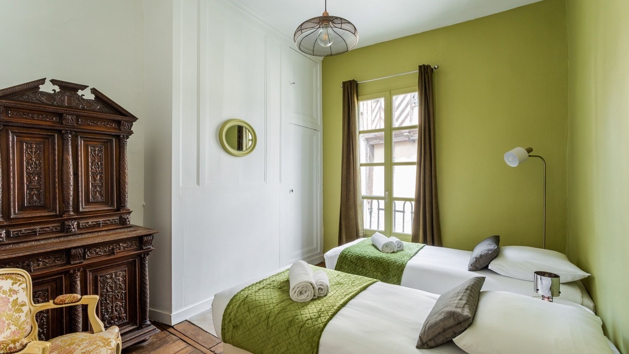 Photo of Bedroom in Centre
