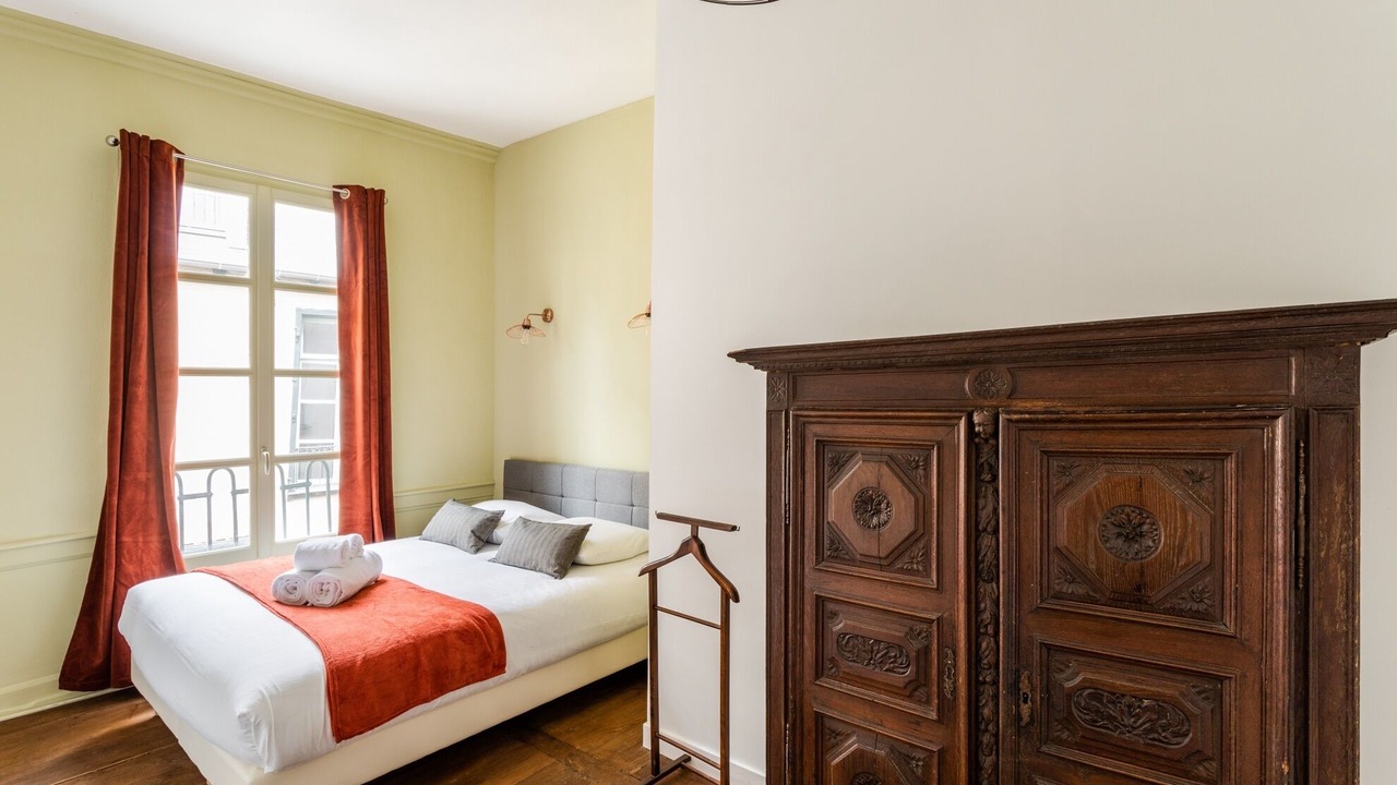 Photo of Bedroom in Centre