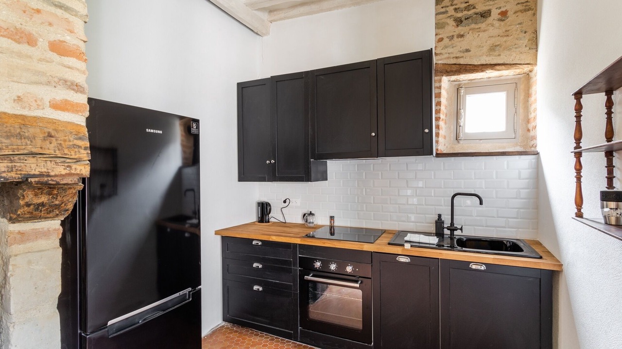 Photo of Kitchen in Centre