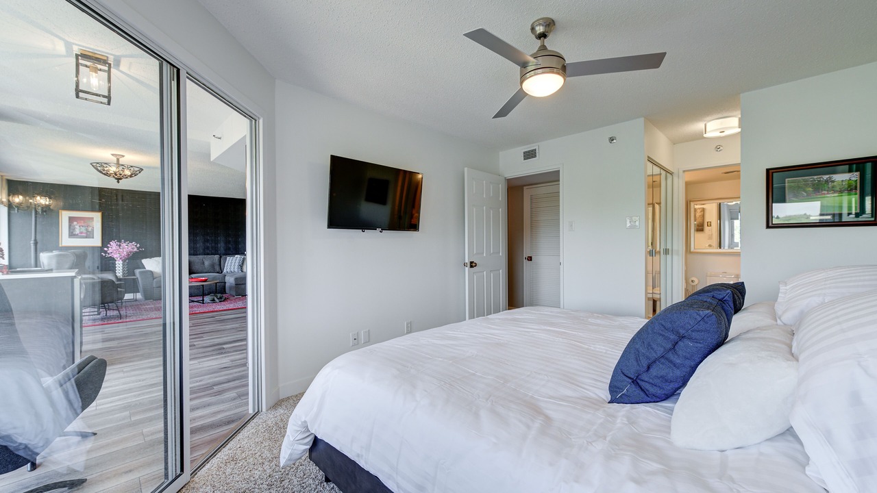 Photo of Bedroom in Saskatoon Downtown