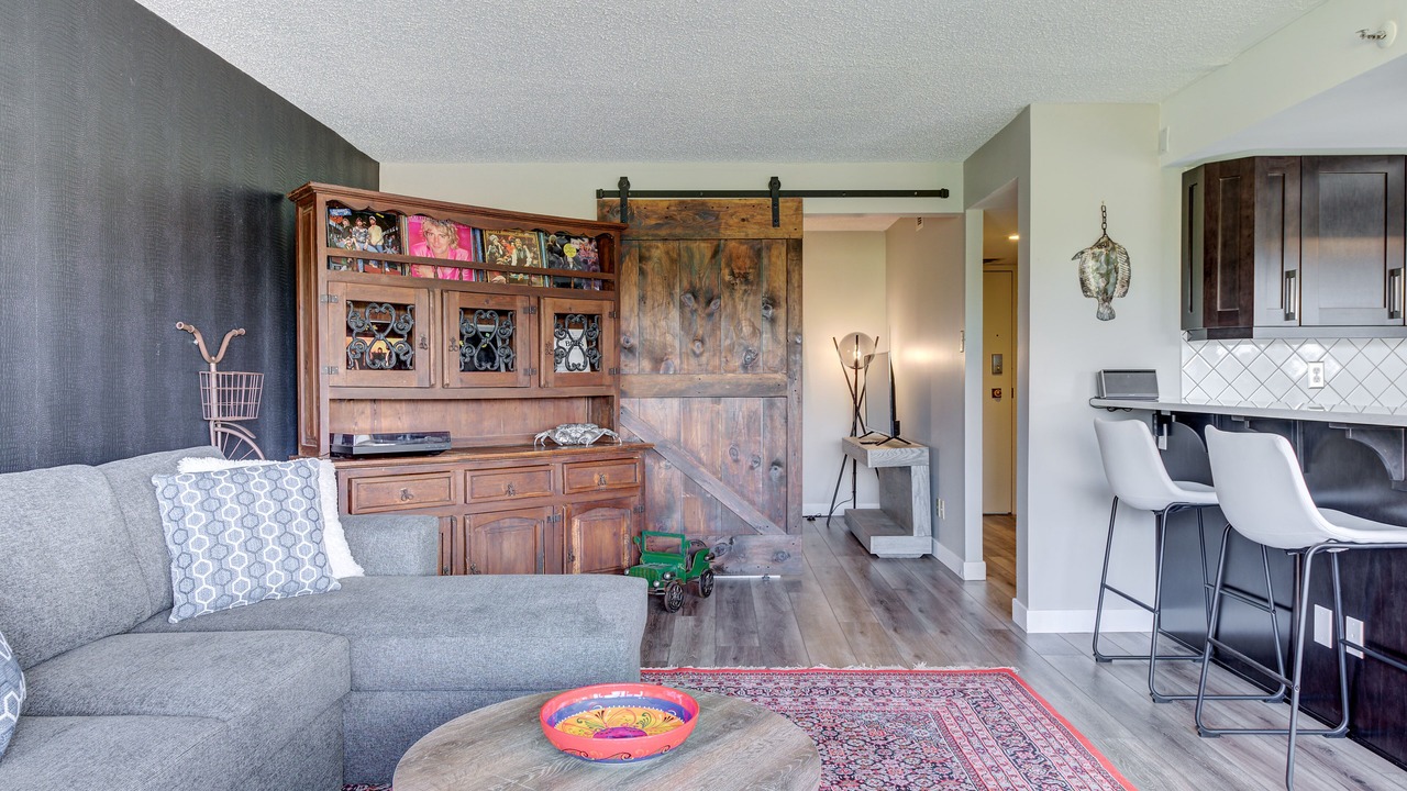 Photo of Livingroom in Saskatoon Downtown