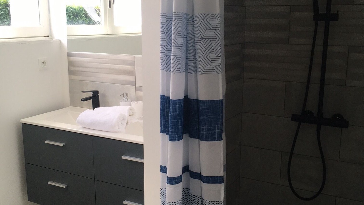 Photo of Bathroom in Commequiers