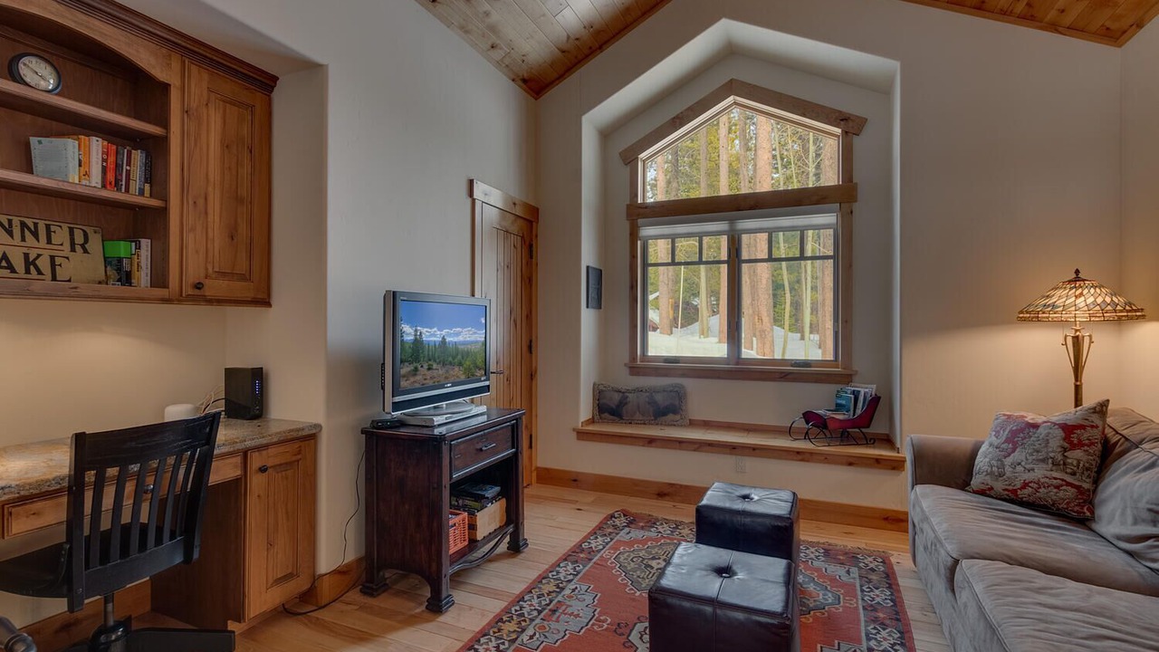 Photo of Livingroom in Truckee