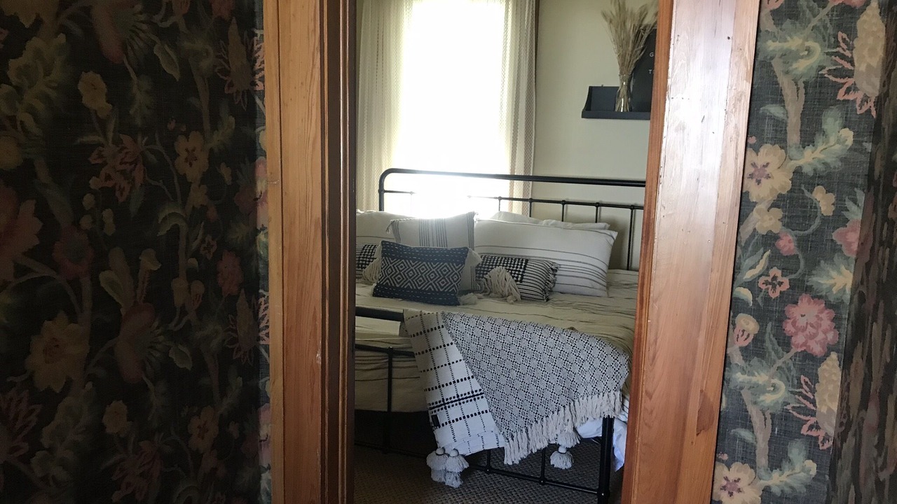 Photo of Bedroom in Clinton