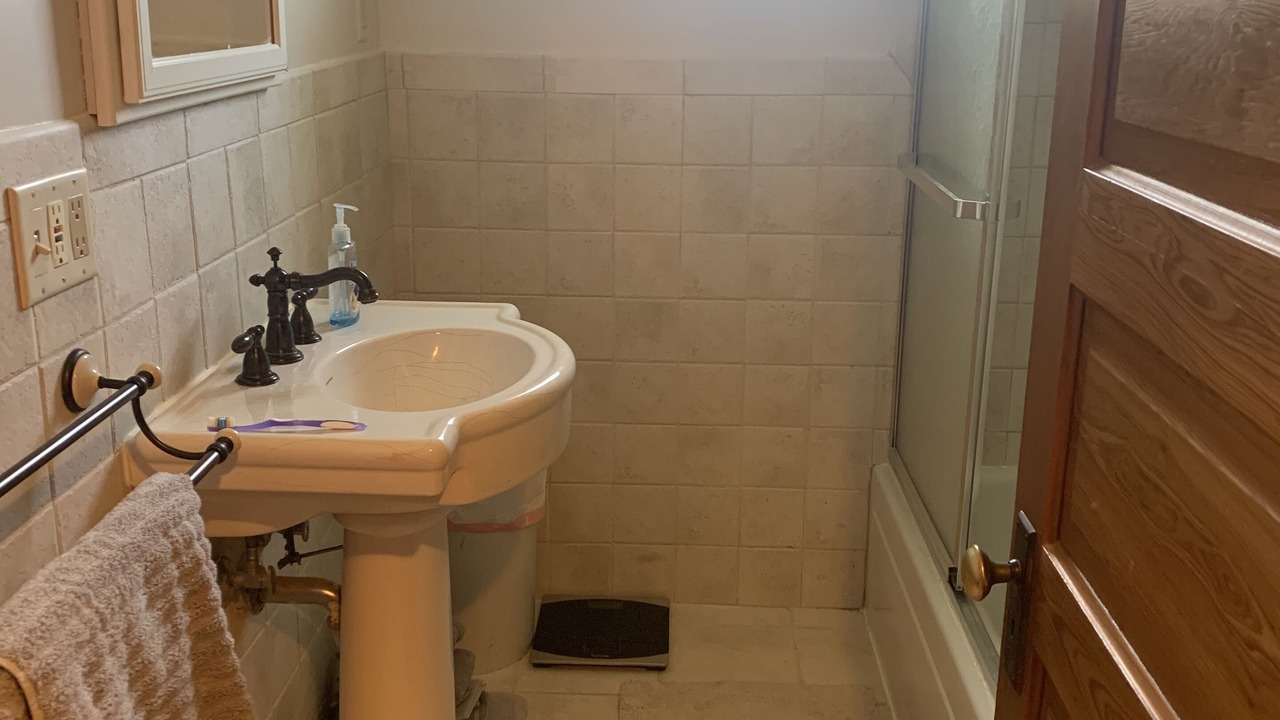 Photo of Bathroom in Clinton