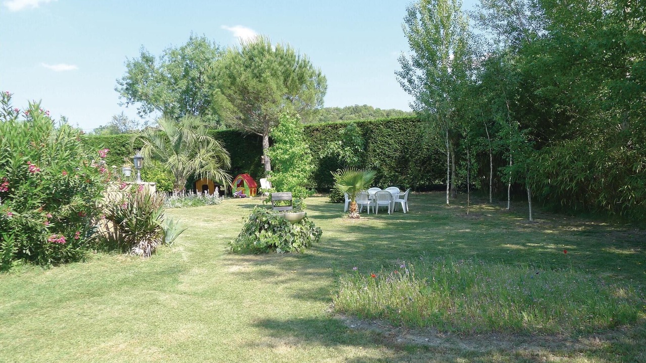 Photo of Others in Saint-Privat-des-Vieux