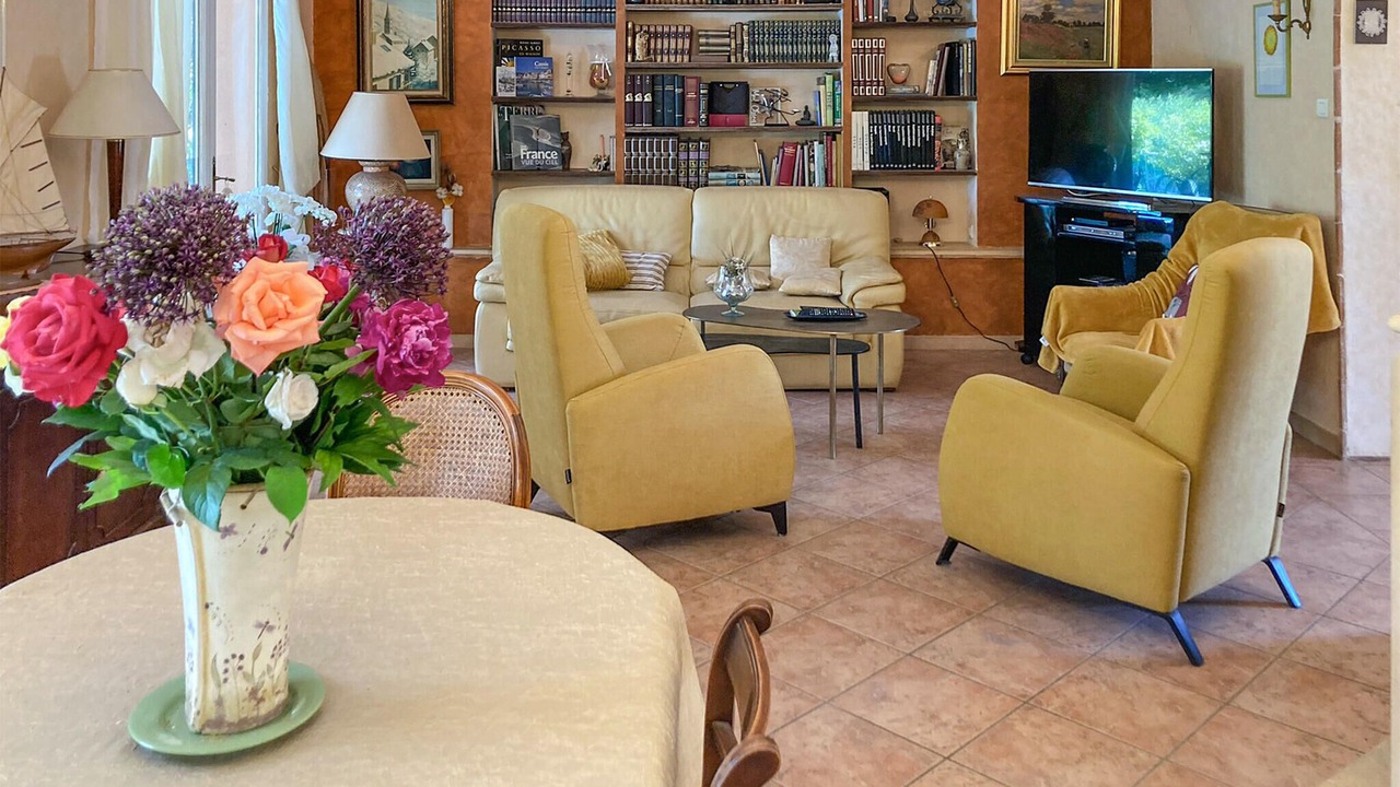 Photo of Bedroom in Saint-Privat-des-Vieux