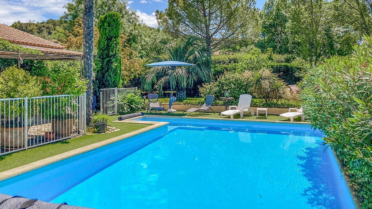 Photo of Outdoor in Saint-Privat-des-Vieux