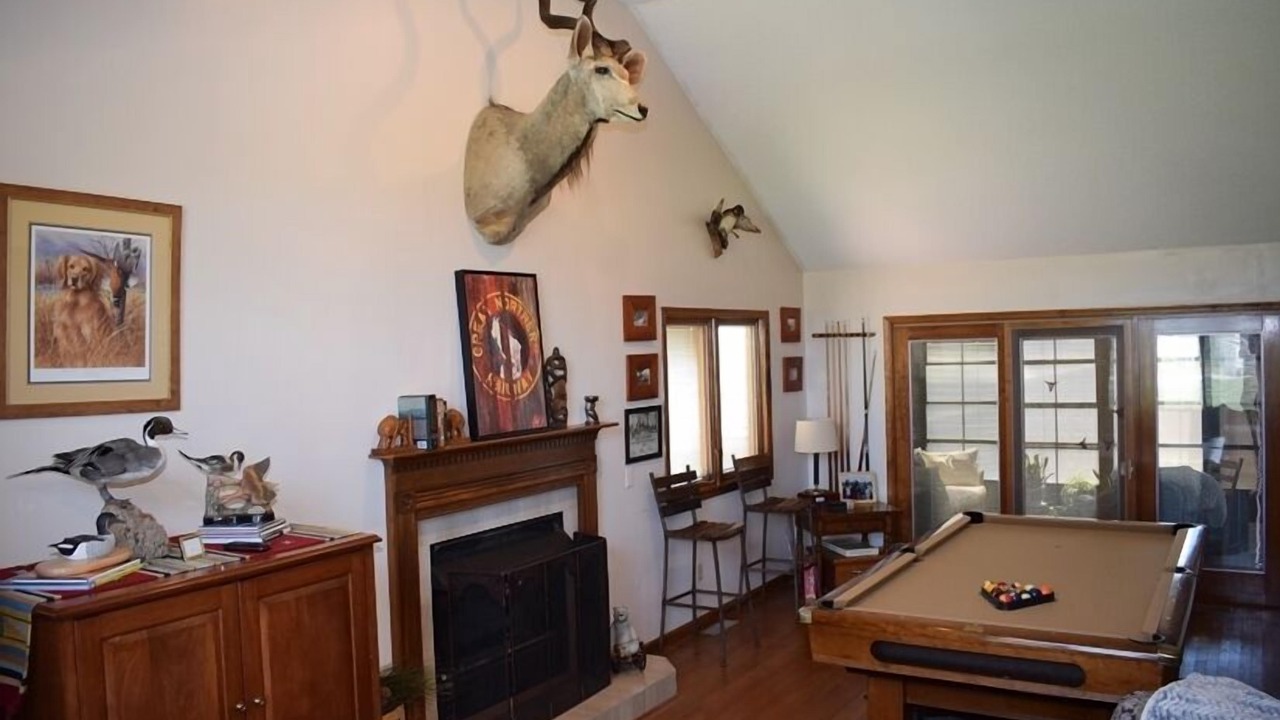 Photo of Bedroom in Deep Hole