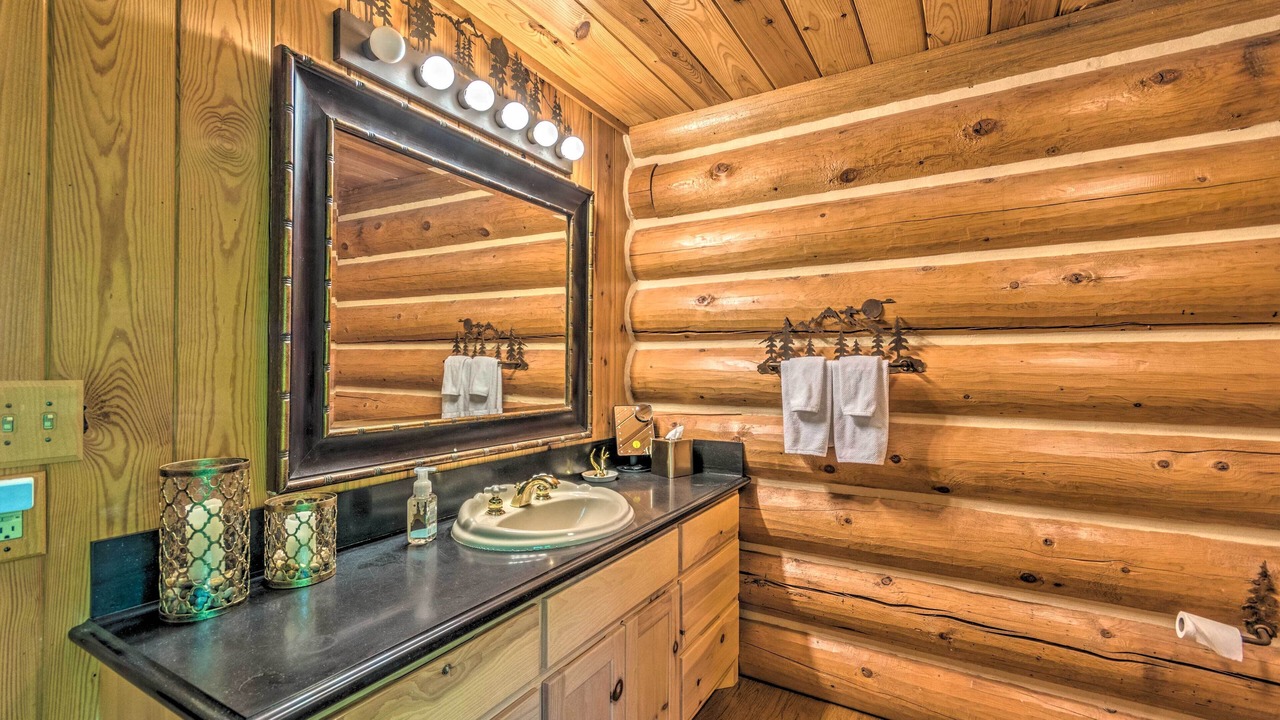 Photo of Bathroom in Mid America