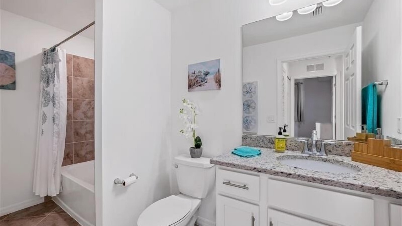 Photo of Bathroom in Biggar