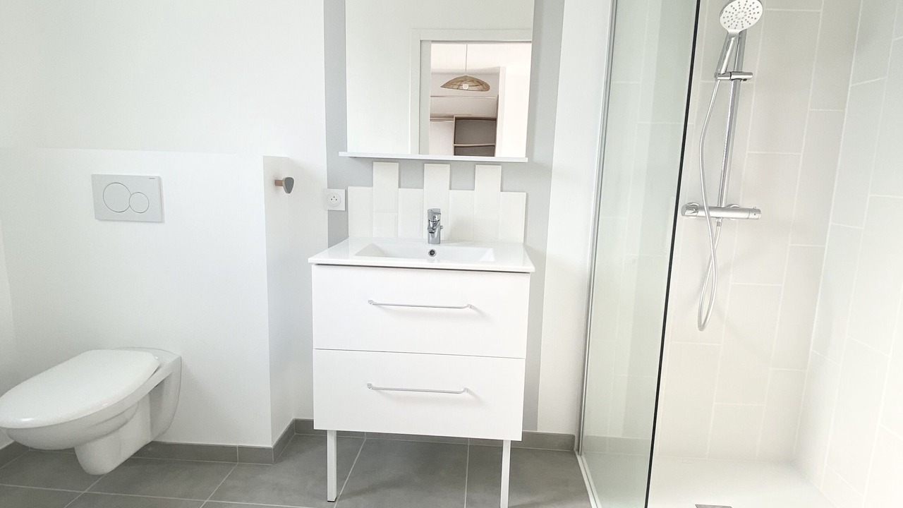 Photo of Bathroom in Challans