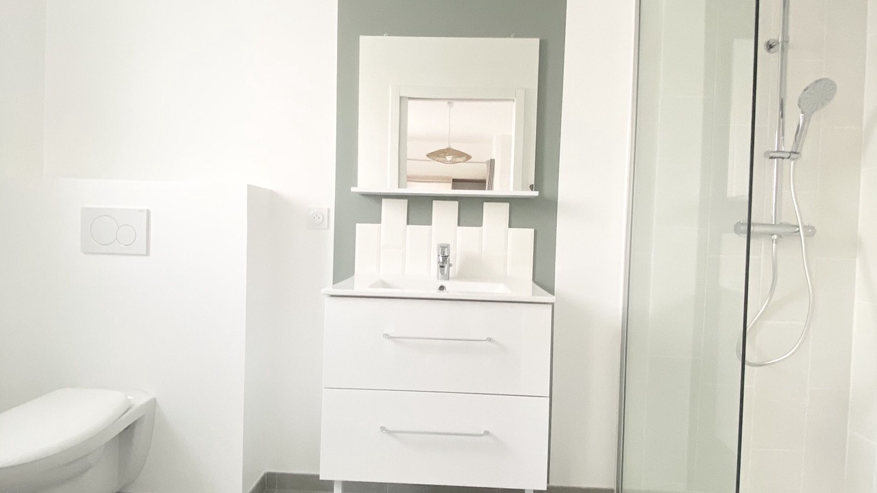 Photo of Bathroom in Challans