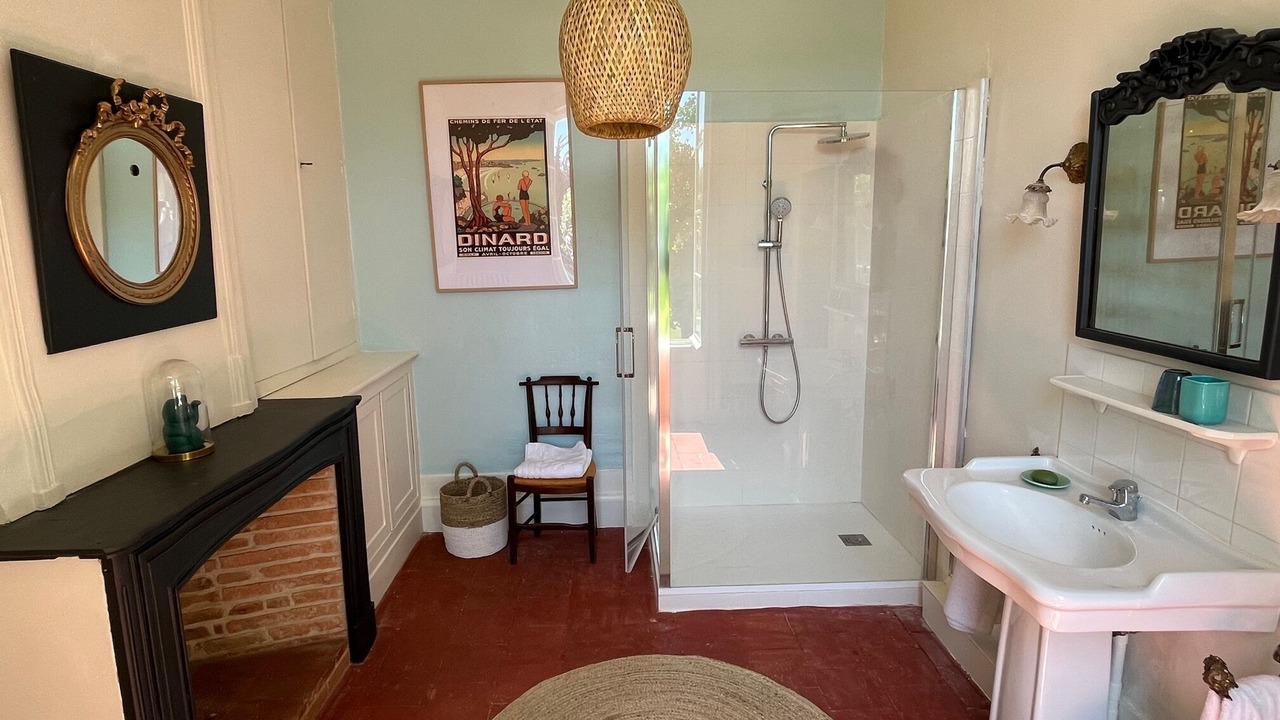 Photo of Bathroom in Caussade