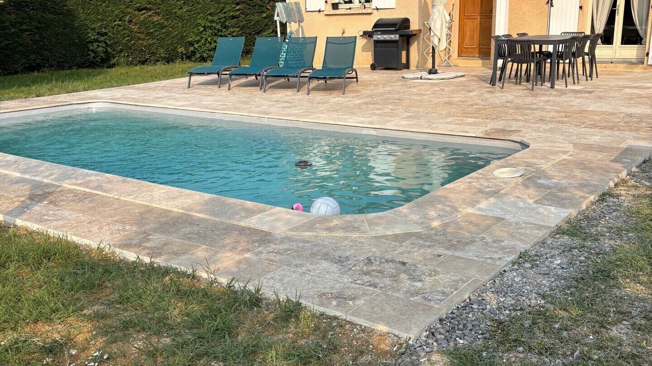 Photo of Outdoor in Pradons