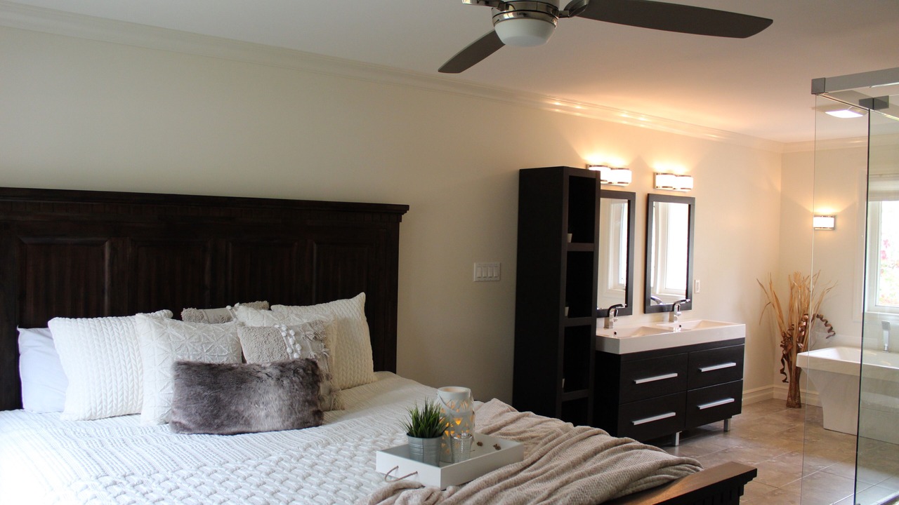 Photo of Bedroom in Golden Lake