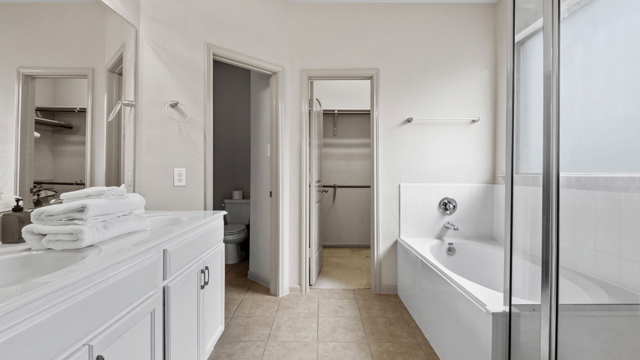 Photo of Bathroom in Klein