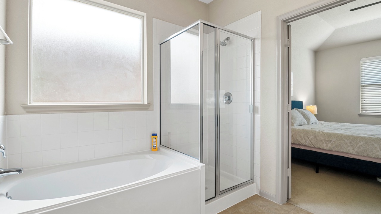 Photo of Bathroom in Klein