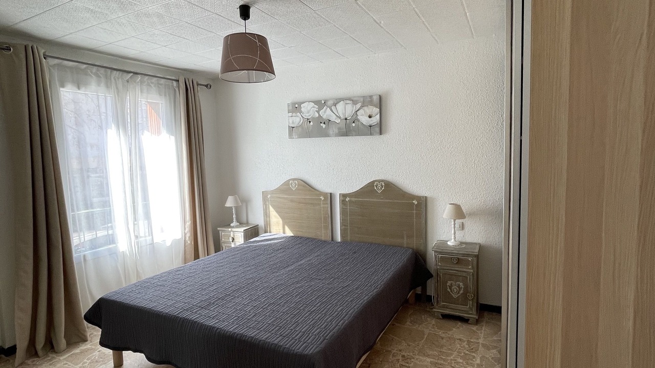 Photo of Bedroom in Greoux-les-Bains