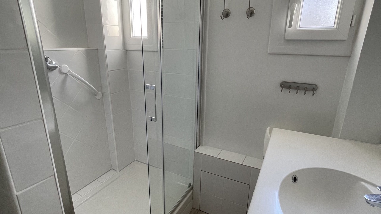 Photo of Bathroom in Greoux-les-Bains