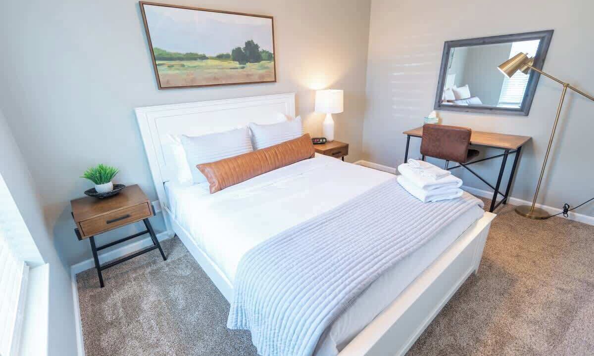 Photo of Bedroom in Meadow Lakes