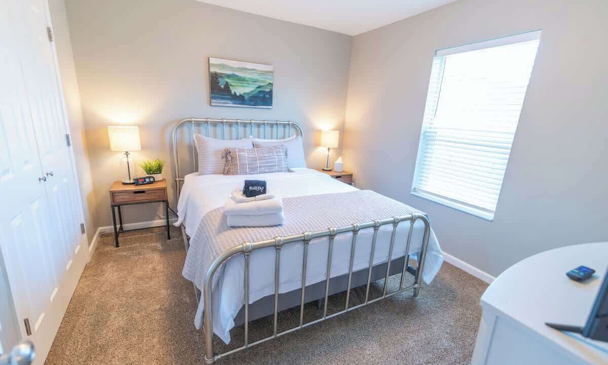 Photo of Bedroom in Meadow Lakes