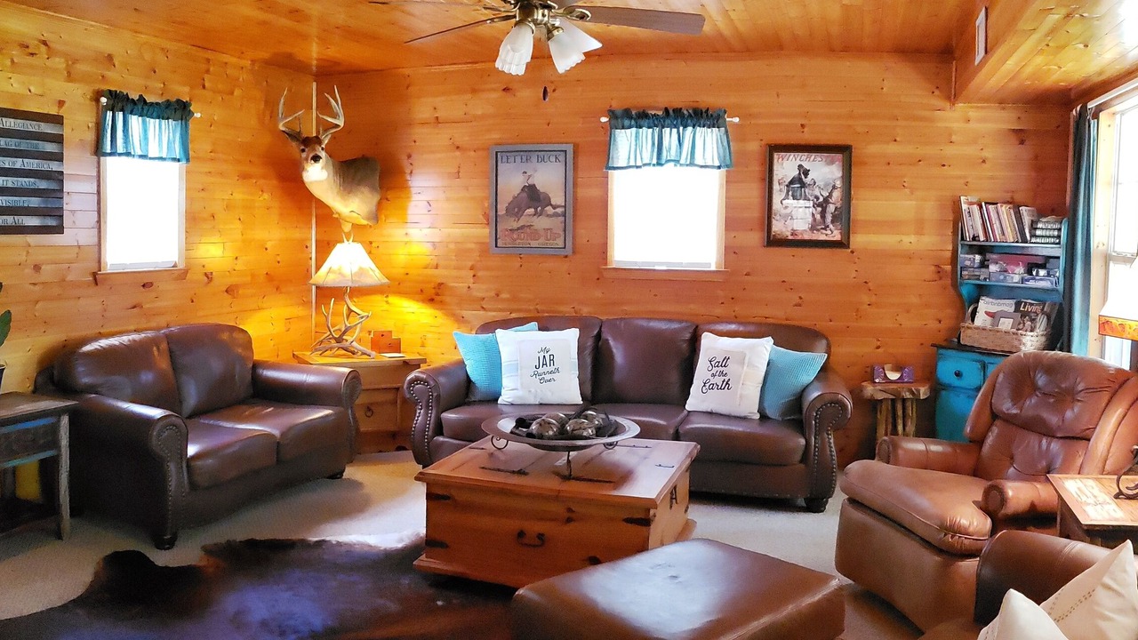 Photo of Livingroom in Gatesville