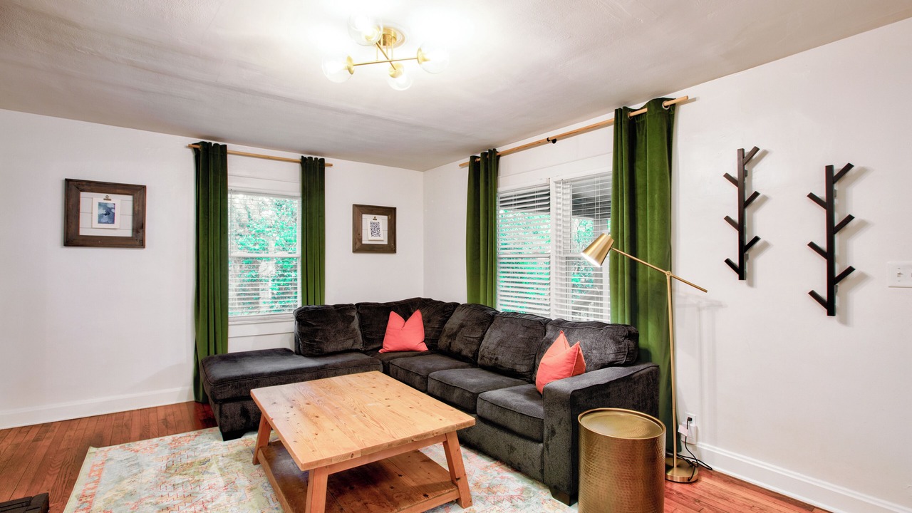 Photo of Livingroom in Winston - Salem
