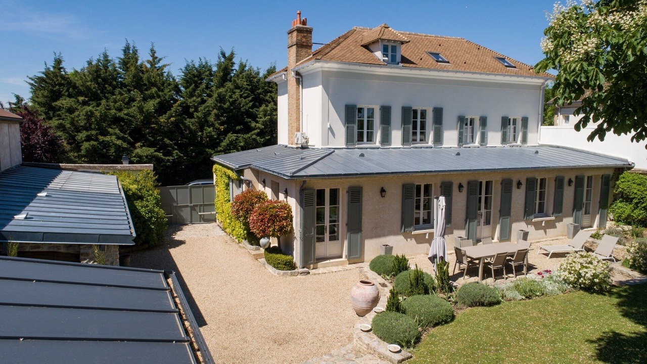 Photo of Outdoor in Saint-Nom-la-Breteche