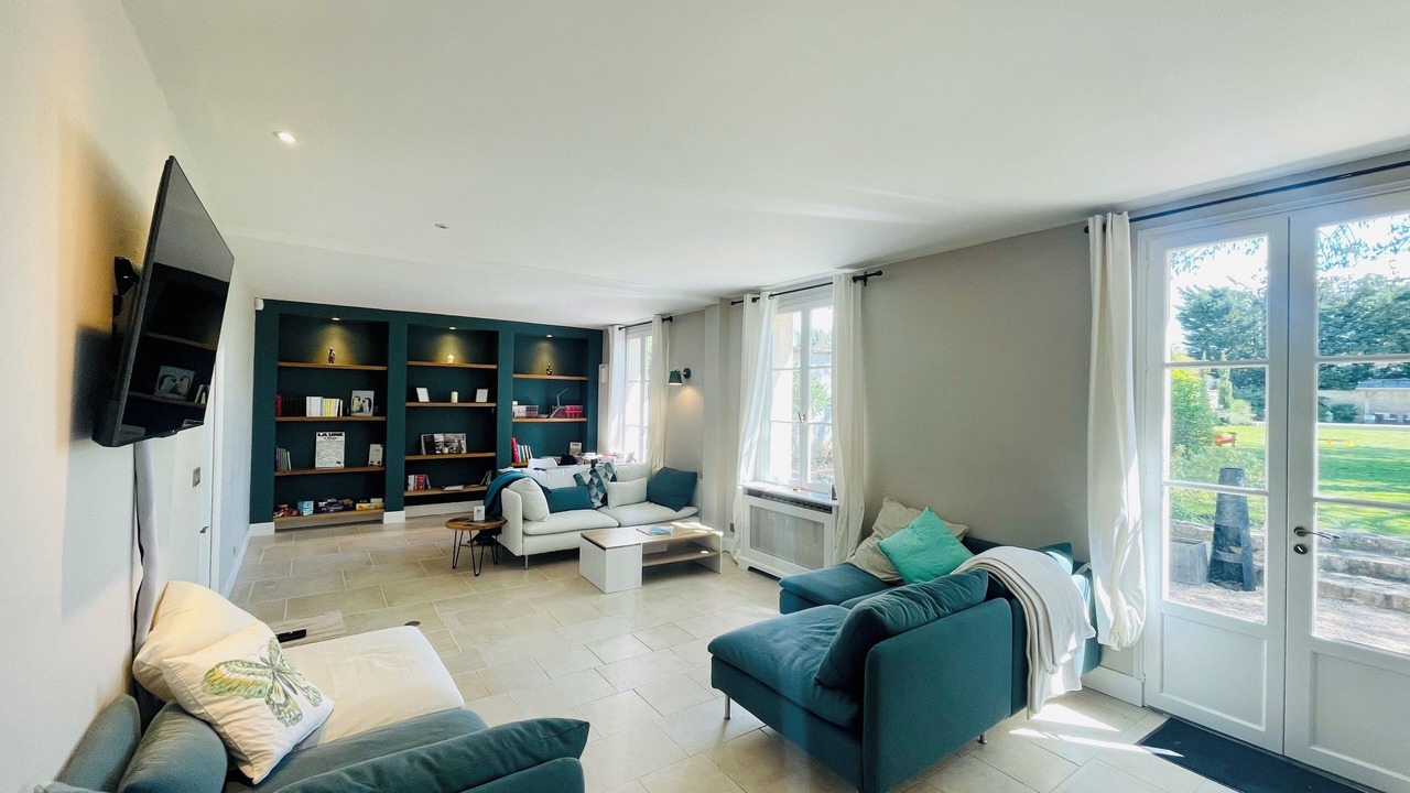 Photo of Livingroom in Saint-Nom-la-Breteche
