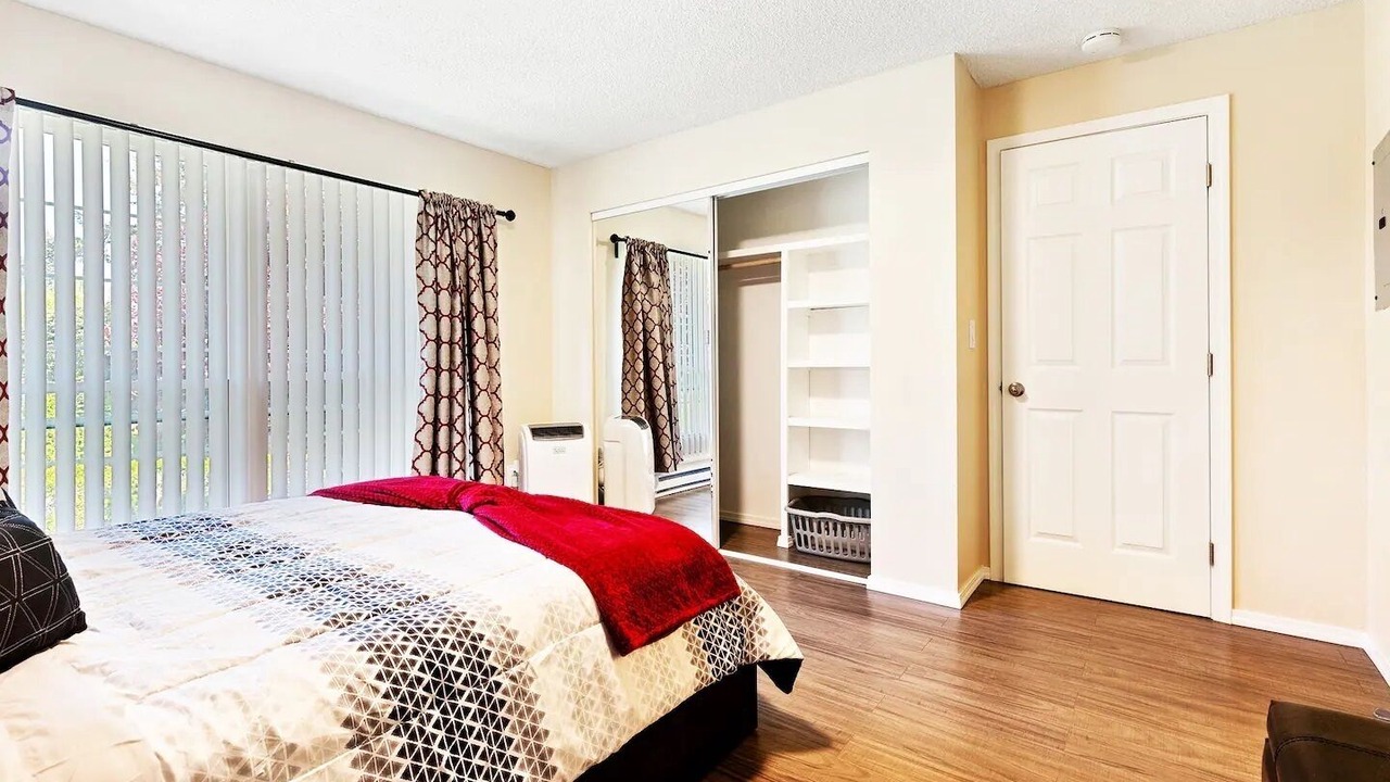Photo of Bedroom in SeaTac
