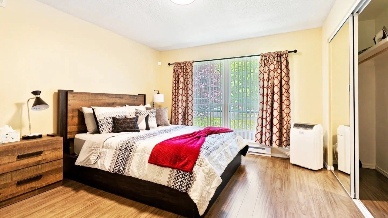 Photo of Bedroom in SeaTac