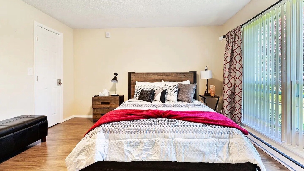 Photo of Bedroom in SeaTac