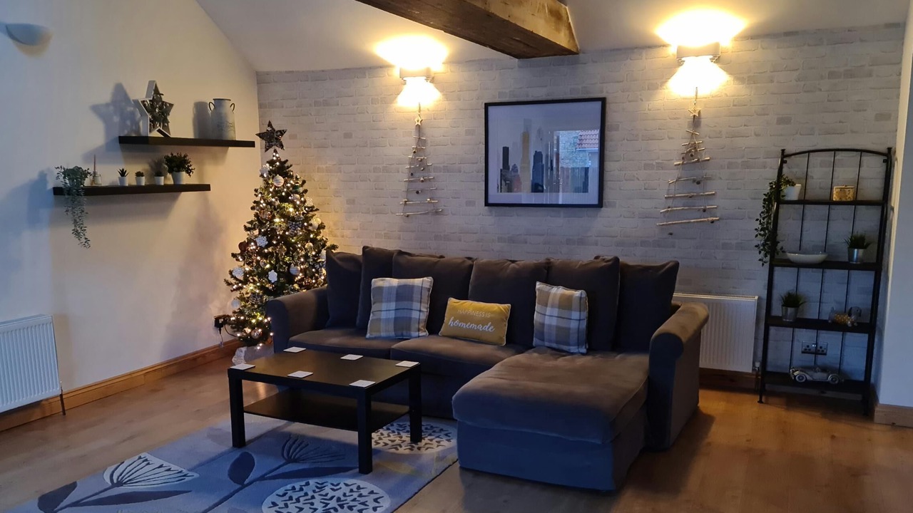 Photo of Livingroom in High Littleton