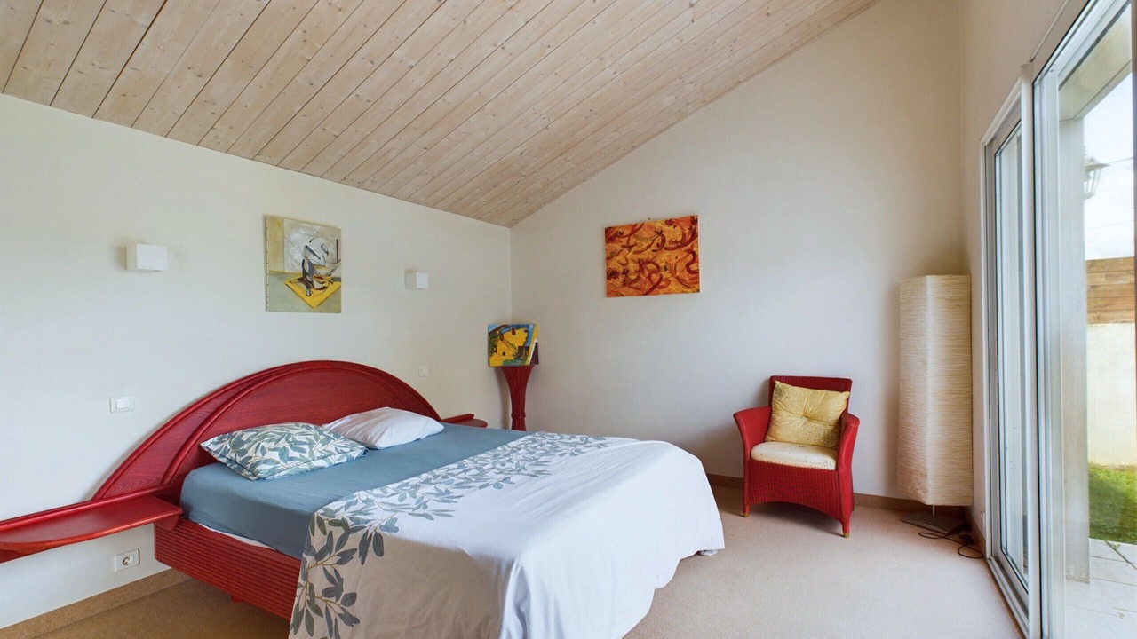 Photo of Bedroom in Brem Sur Mer