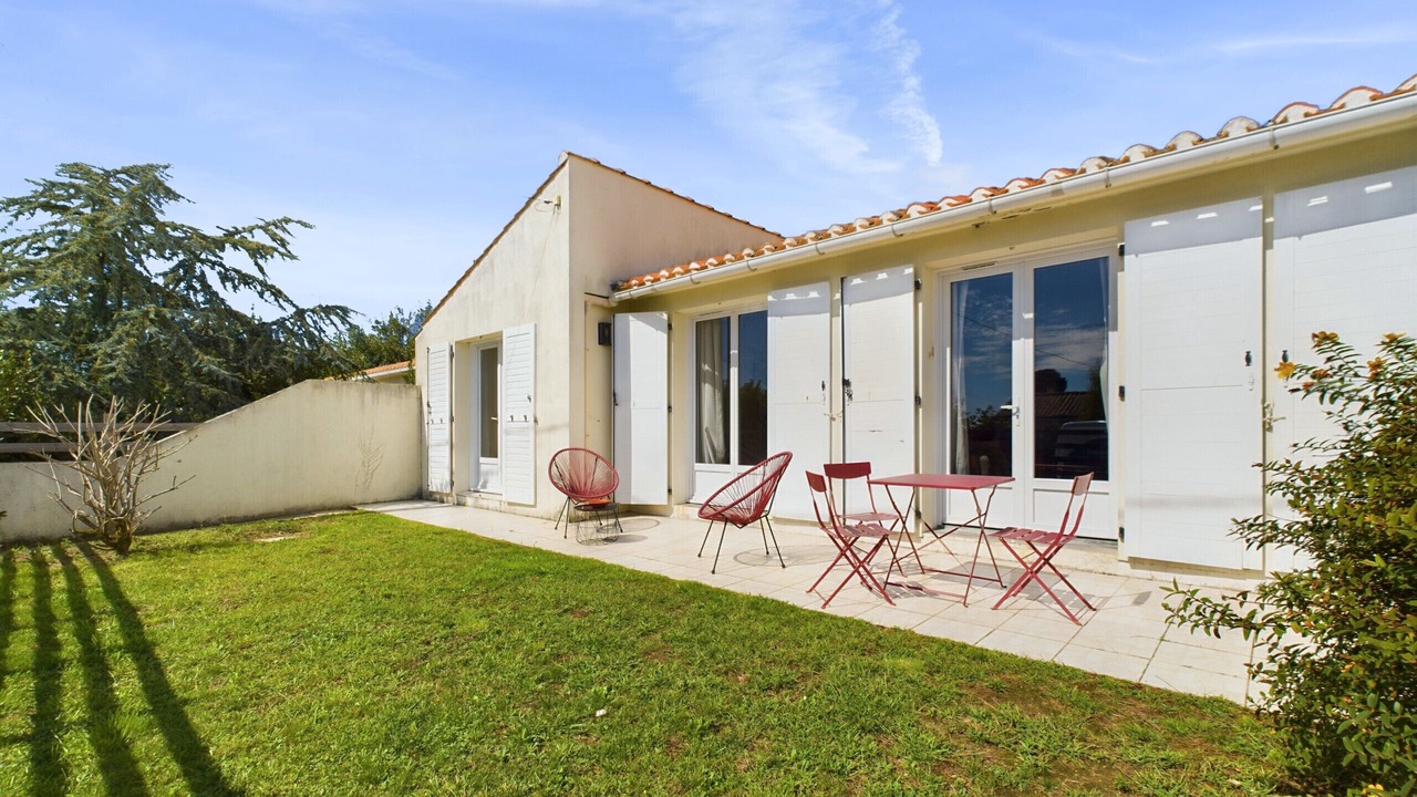 Photo of Outdoor in Brem Sur Mer