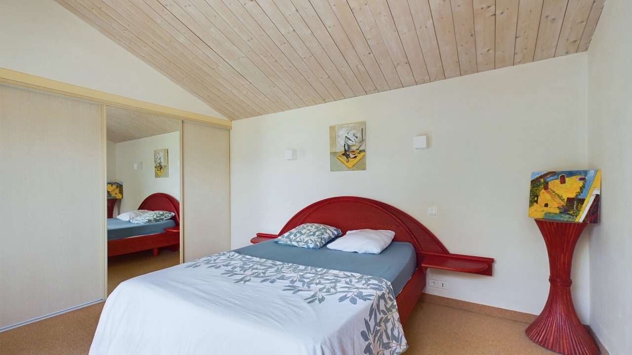 Photo of Bedroom in Brem Sur Mer