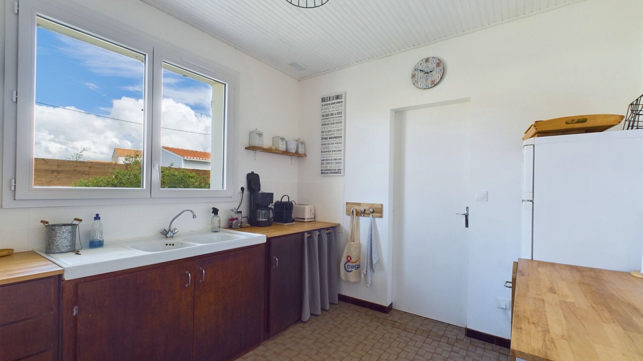 Photo of Kitchen in Brem Sur Mer