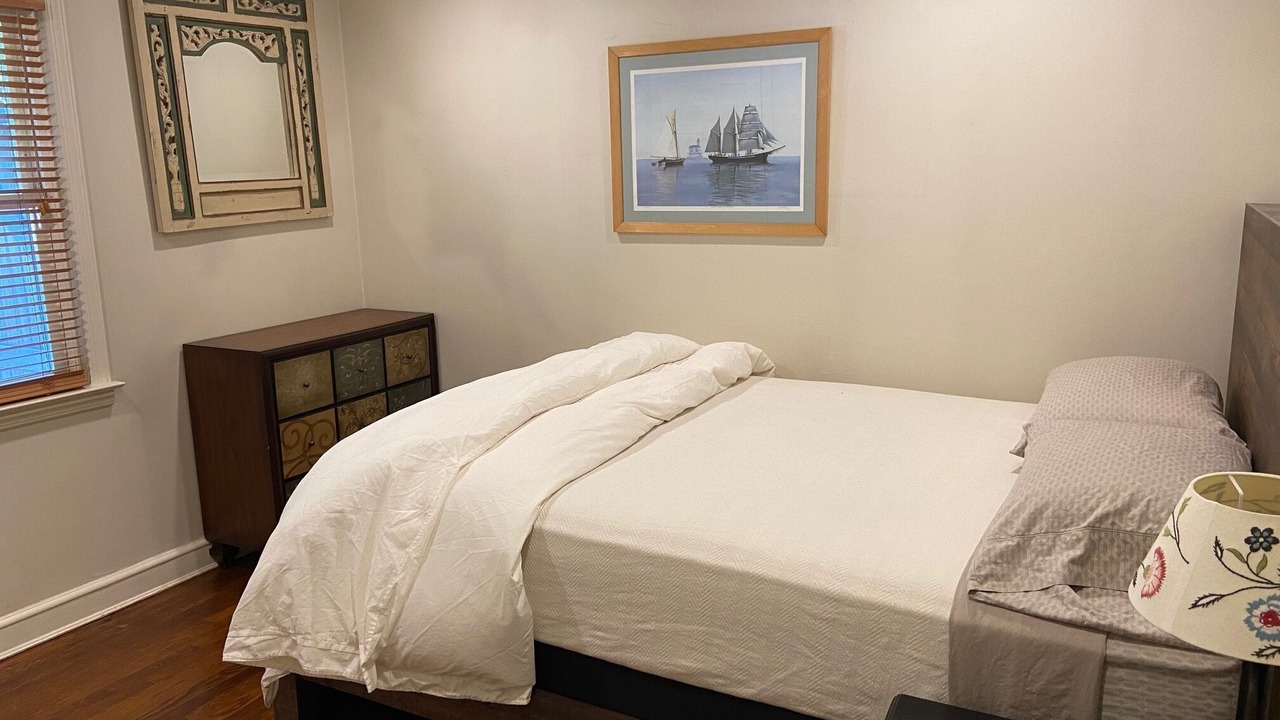 Photo of Bedroom in Greenport West