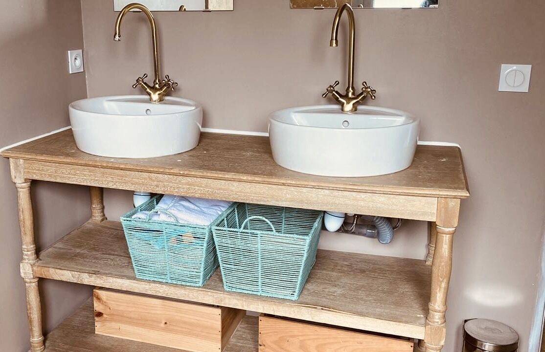 Photo of Bathroom in Tresses
