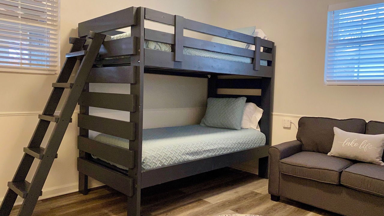 Photo of Bedroom in Osage Beach