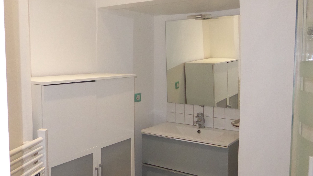 Photo of Bathroom in Puimoisson