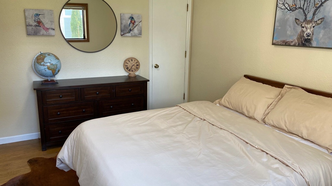 Photo of Others in Astoria