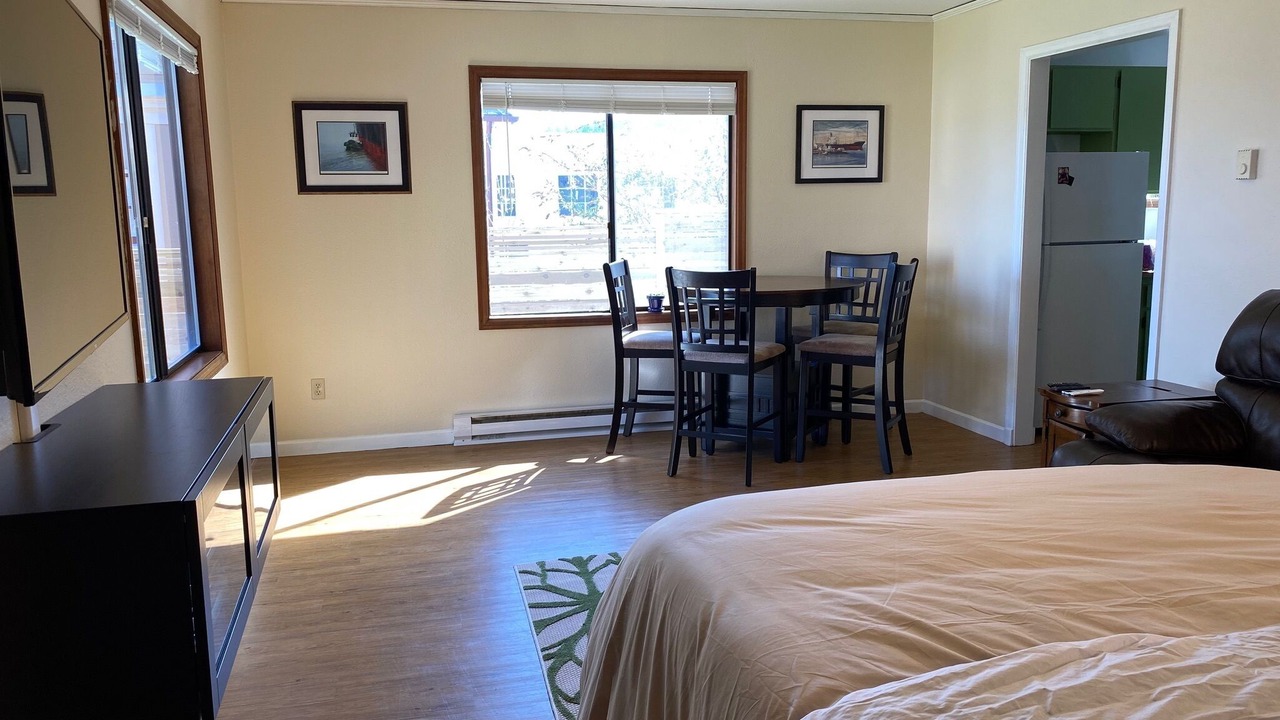 Photo of Others in Astoria