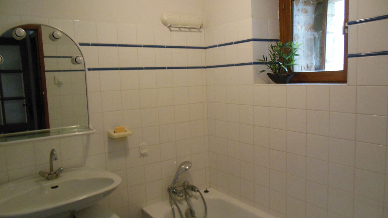 Photo of Bathroom in Gavaudun