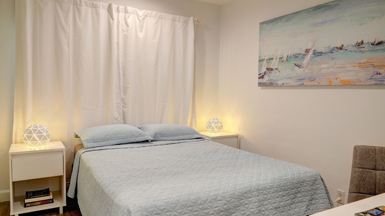 Photo of Bedroom in La Crescenta-Montrose