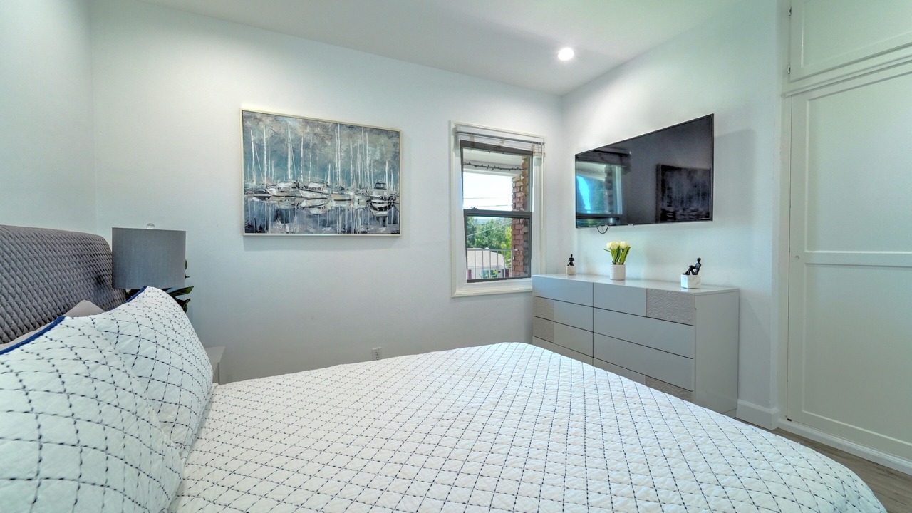 Photo of Bedroom in La Crescenta-Montrose